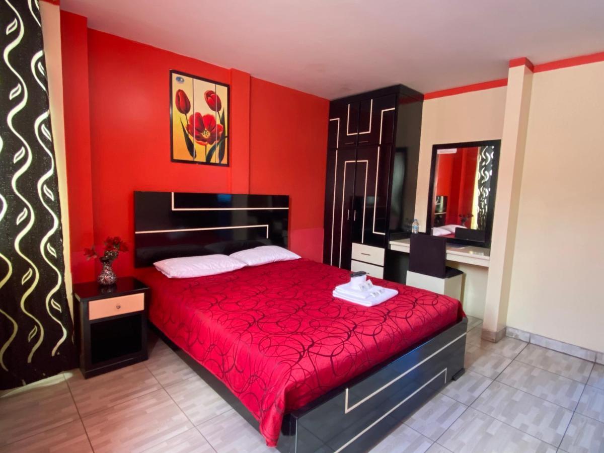 Hostal Y Complejo Recreacional La Playita De Monse Otavalo Exterior photo