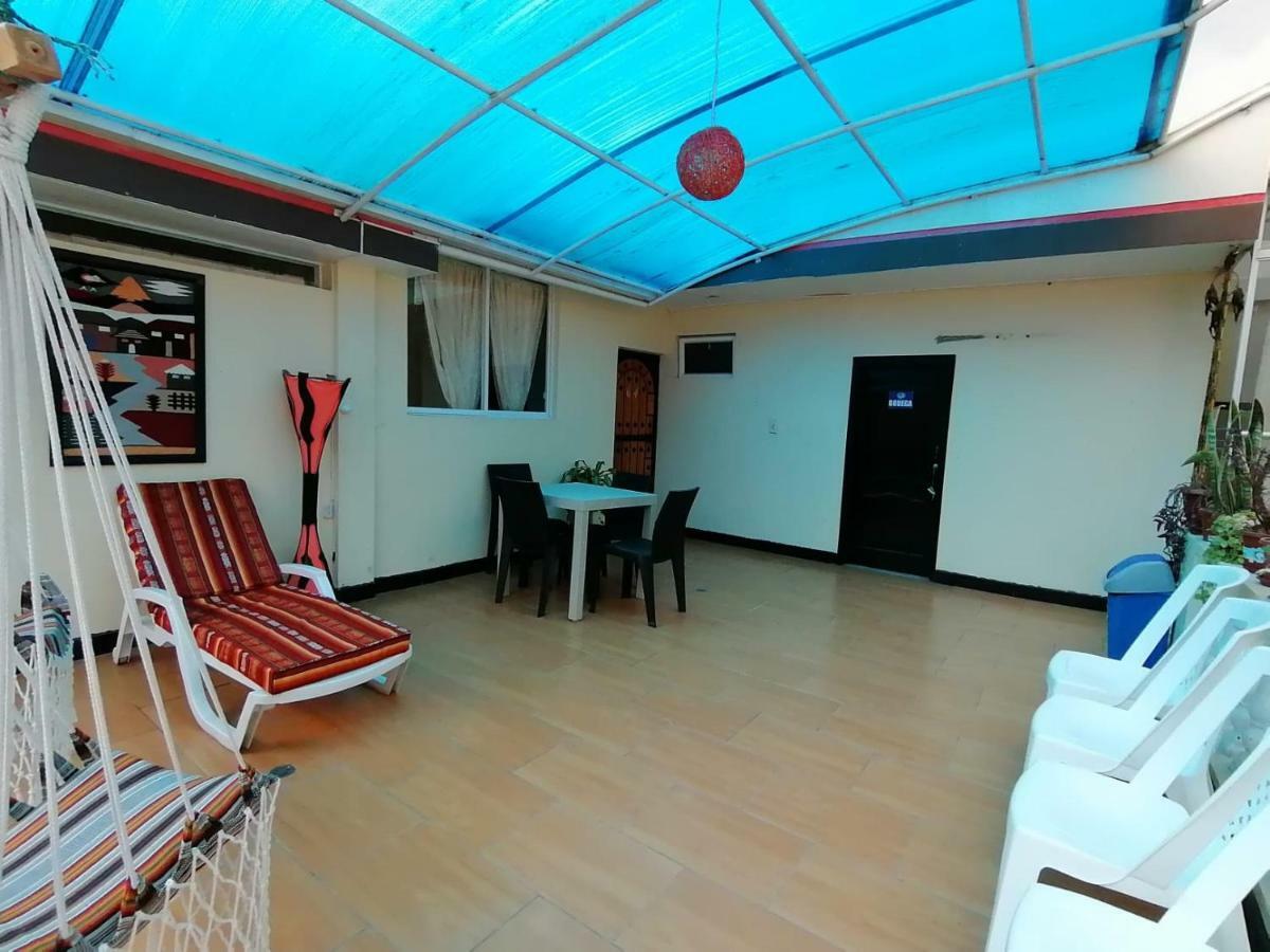 Hostal Y Complejo Recreacional La Playita De Monse Otavalo Exterior photo